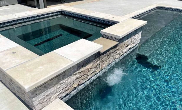 SHOP TALK: Saltwater Pools vs. Chlorine Pools: Which One Is Right for You?